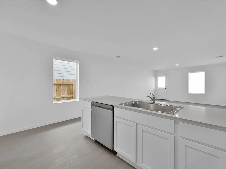 18243 Via Aurelia Dr — Photo 10