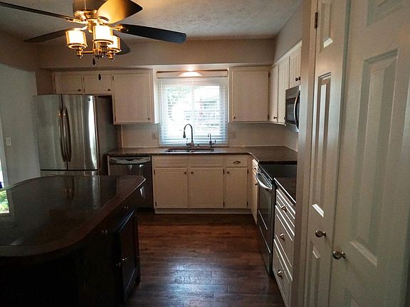 4th image of 15416 Westchester Cir #1