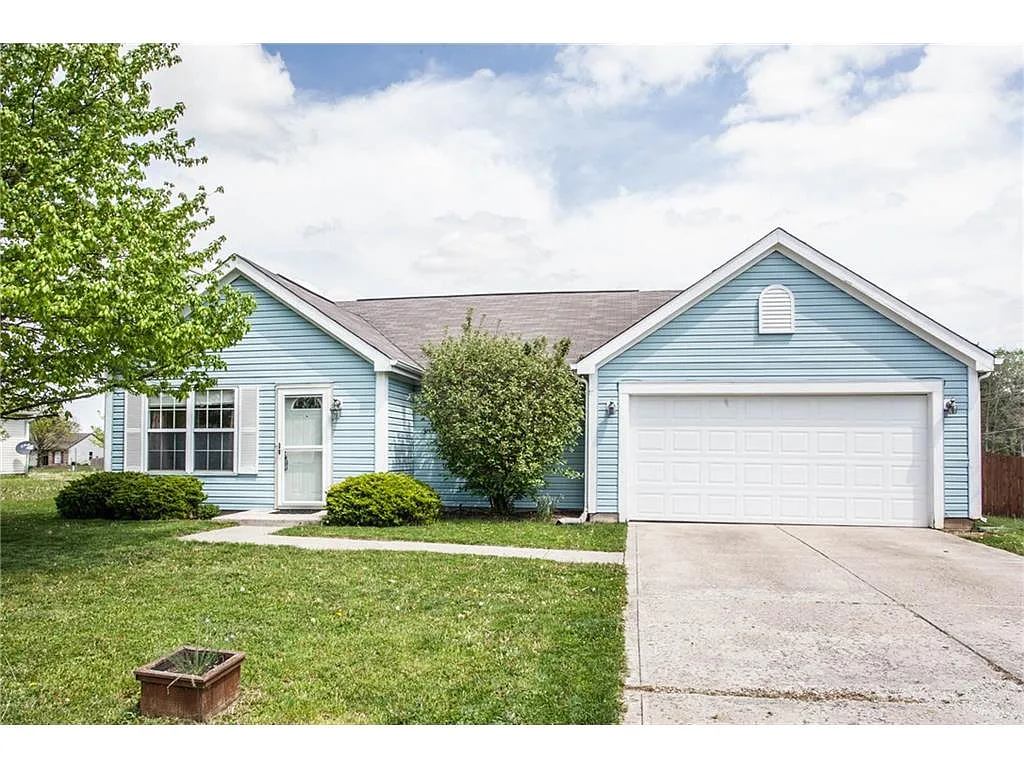 5605 Grosbeak Ln photo 1