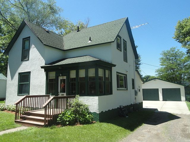 1st image of 335 10th St SW