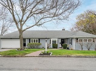 12 Old Middlesex Path, Arlington, MA 02474