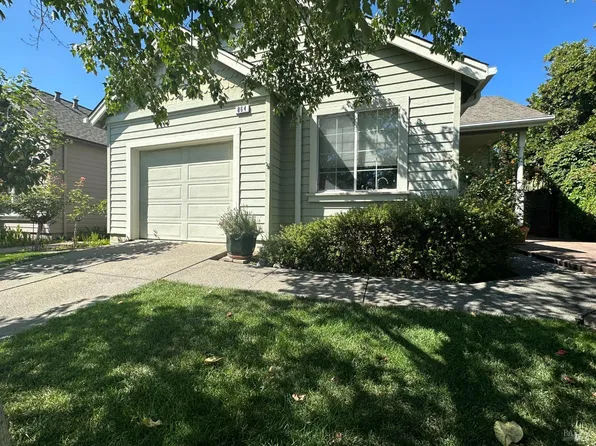 864 Glen Miller Drive, Windsor, CA 95492