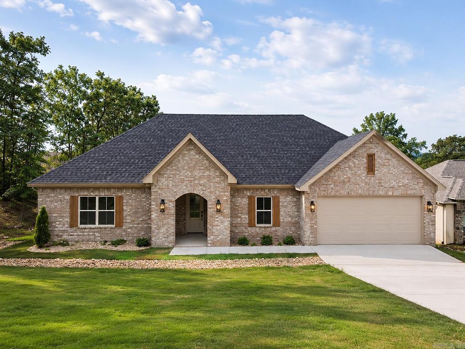 1st image of 108 Scenic Ridge Dr