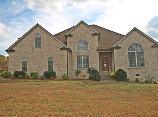 1011 Wakefield Ln, Springfield, TN 37172