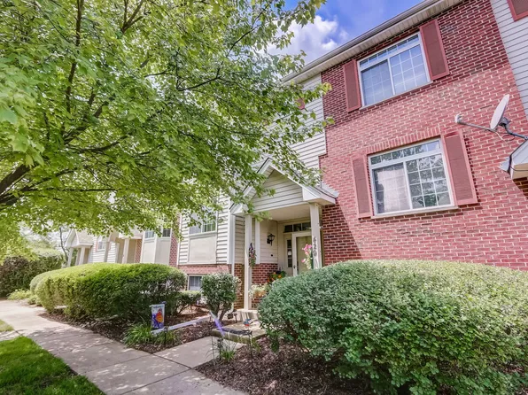 429 E Willow St, Elburn, IL 60119