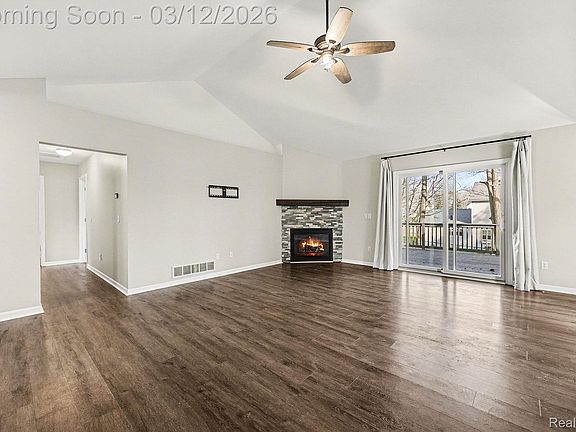 5th image of 755 1st St