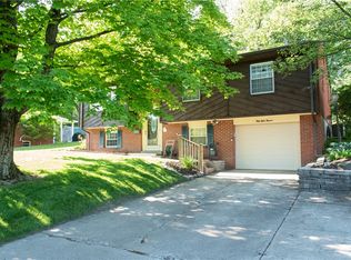 5813 Schell Cir, Aliquippa, PA 15001