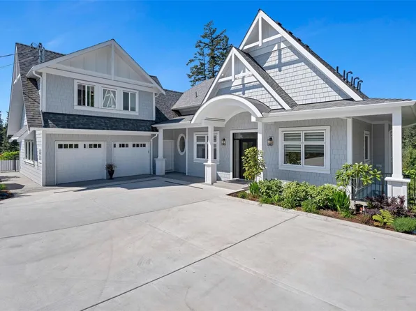 452 Pelican Dr, Colwood, BC V9C 0A4