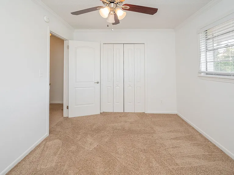 3200 Hillside Ave — Photo 39