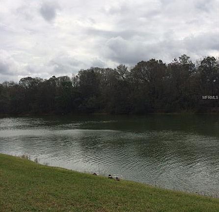 3rd image of 221 Lake Brook Cir Unit 207