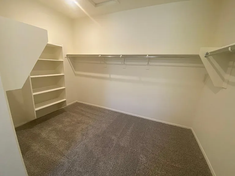 10731 W Dickerson Dr — Photo 16