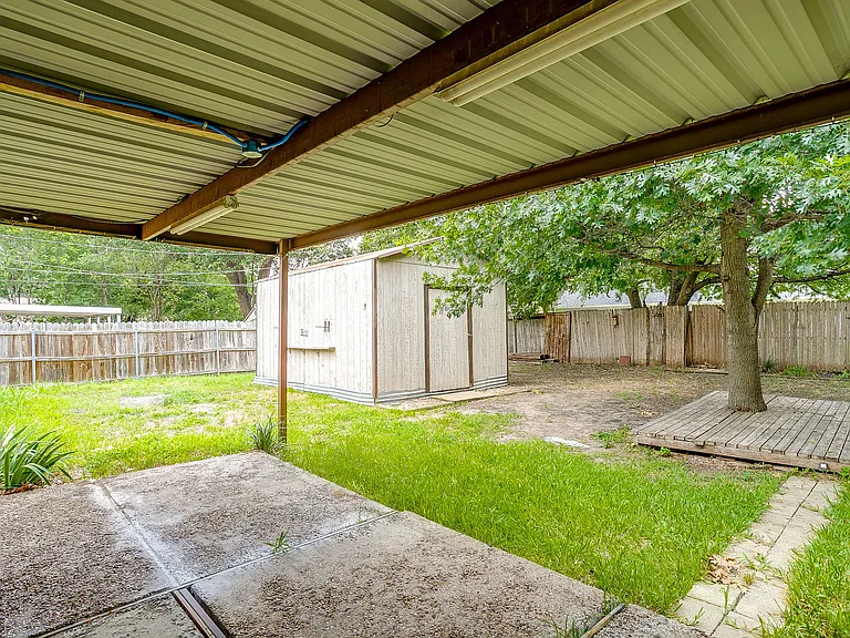816 E Mustang St — Photo 39