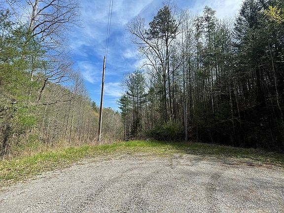 2nd image of 177 Hiwassee Cir