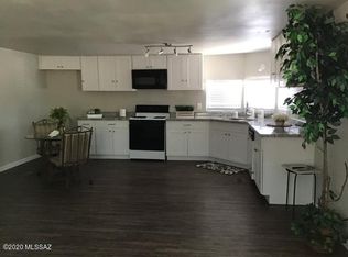 2741 W Curtis Rd, Tucson, AZ 85705