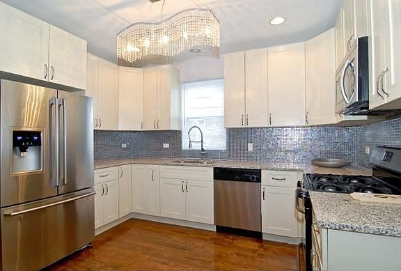 5th image of 4947 W Saint Paul Ave