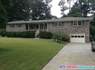 160 Suburban Dr NE, Kennesaw, GA 30144