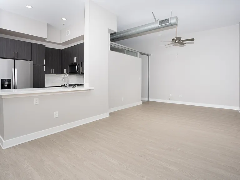 Paladia Luxury Apartments — Photo 105