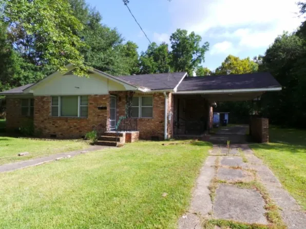 254 11th Ave, Chickasaw, AL 36611