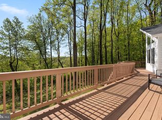 2668 High Top Rd, Linden, VA 22642