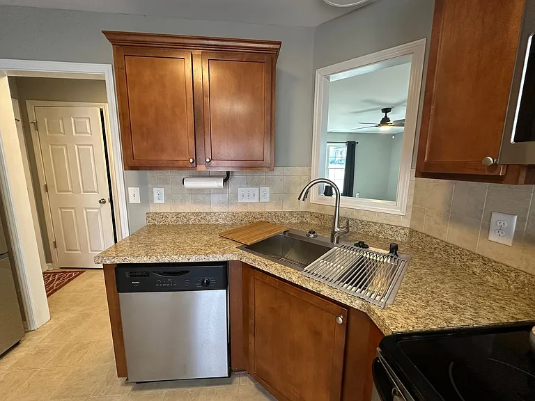 66 Great Oak Ct — Photo 14