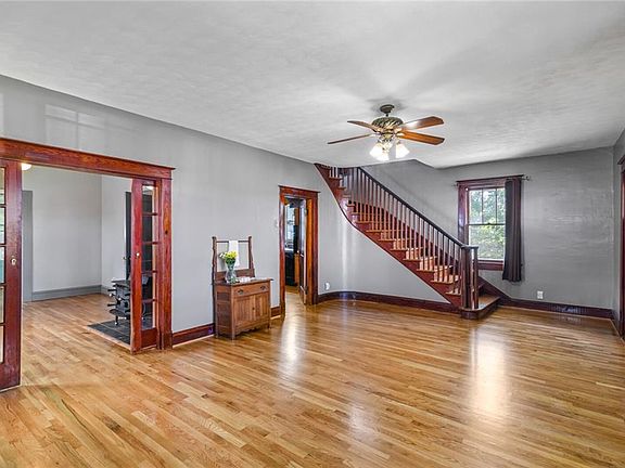 5th image of 1216 Poquoson Ave