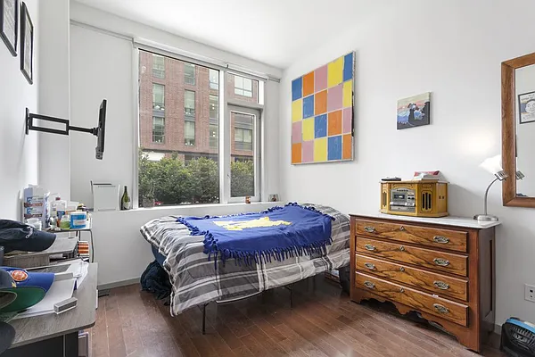 Rented by Carnegie Management Inc | media 4