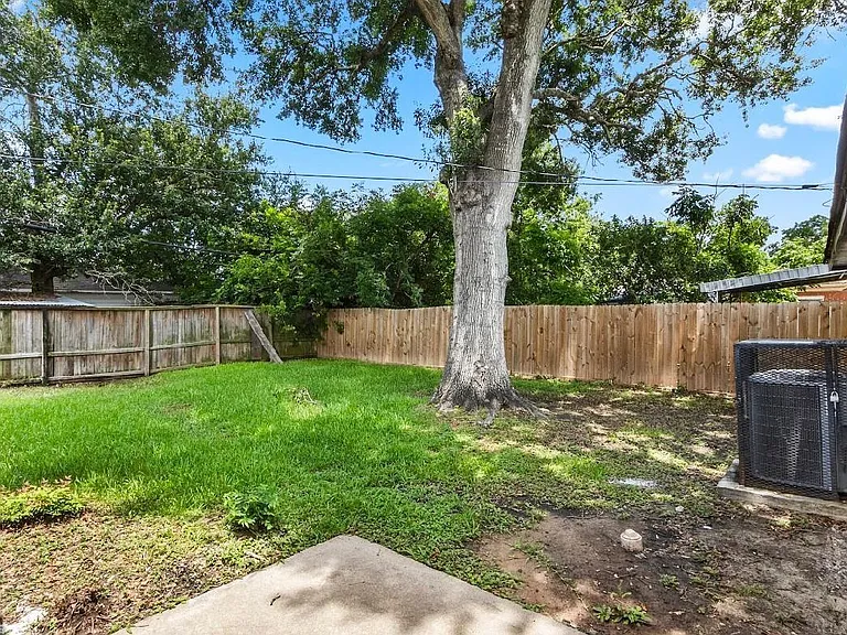4303 Dacca Dr — Photo 15