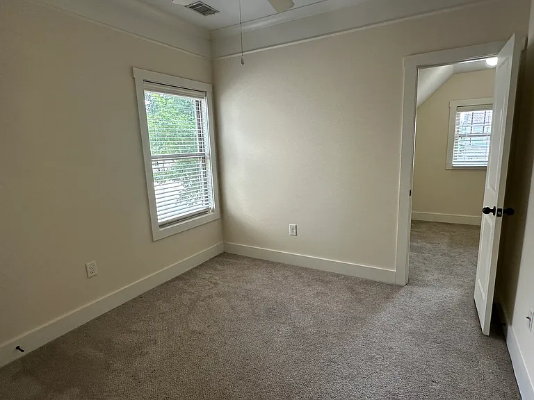 340 Ridge Pointe Dr — Photo 14