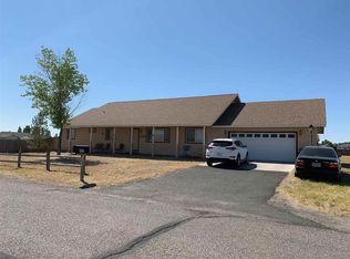 4411 Falcon Dr, Fallon, NV 89406