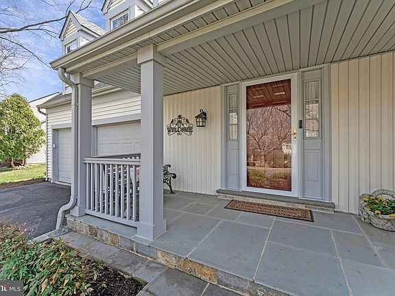 4th image of 8933 Triple Ridge Rd
