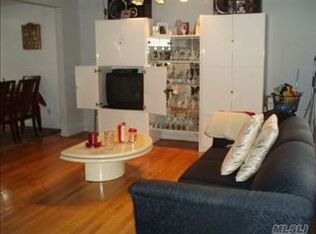 2323 Camp Ave, Merrick, NY 11566