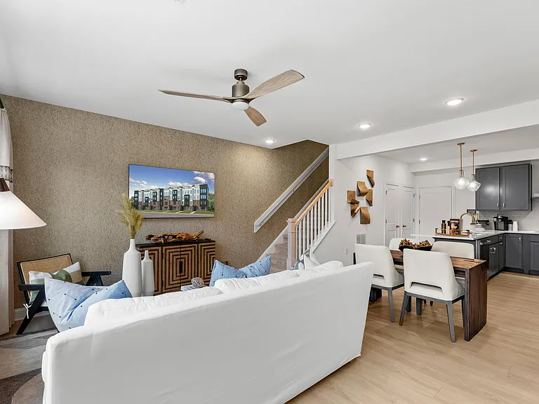 602 Market Grove Dr #100 — Photo 18