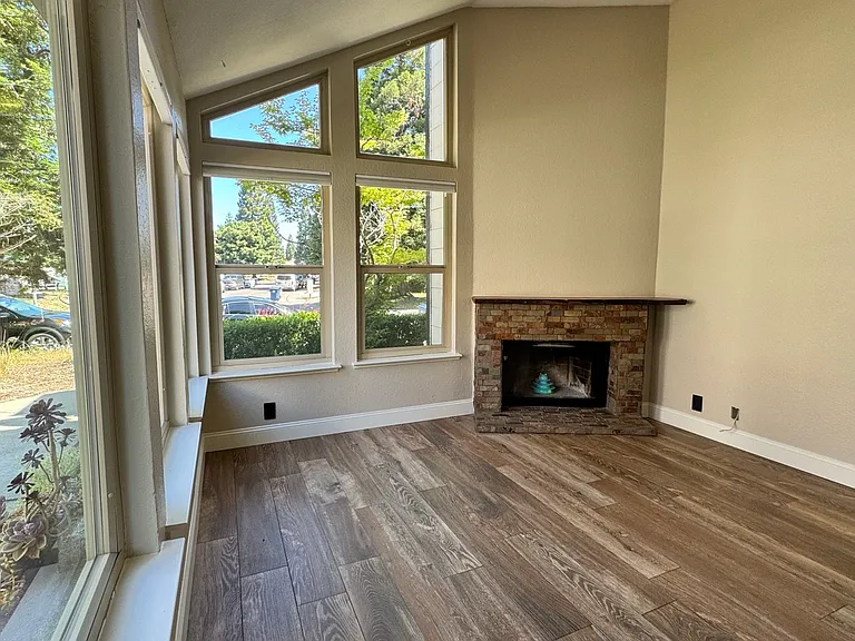 7423 Fireweed Cir — Photo 6
