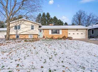 118 Loree Dr, East Lansing, MI 48823