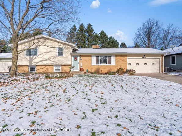 118 Loree Dr, East Lansing, MI 48823