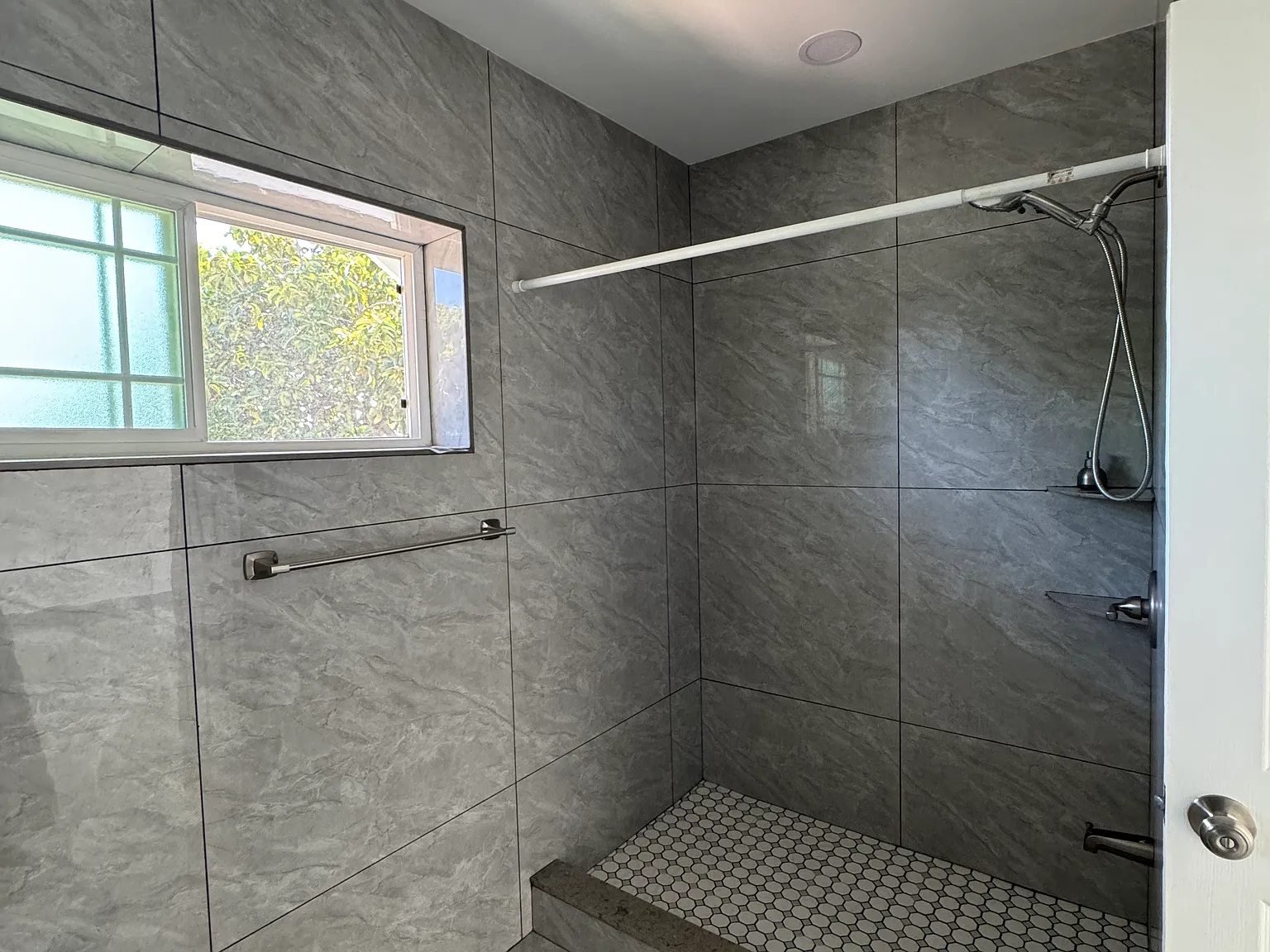 Puu Hina Pl, Pearl City — Photo 4