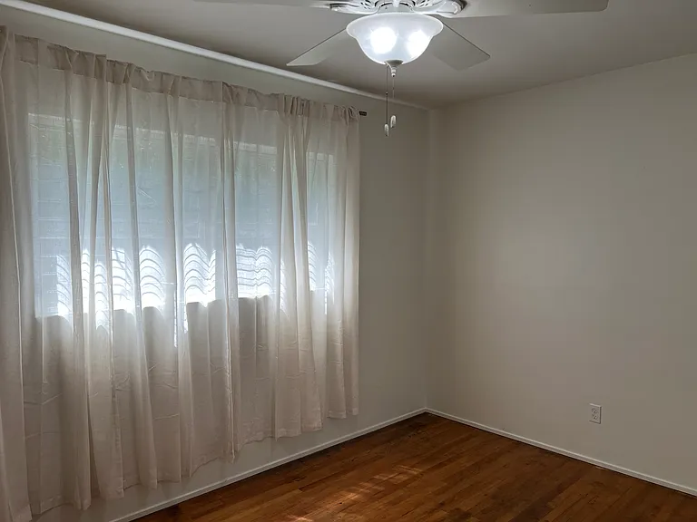 321 Wisconsin Ave #B — Photo 17