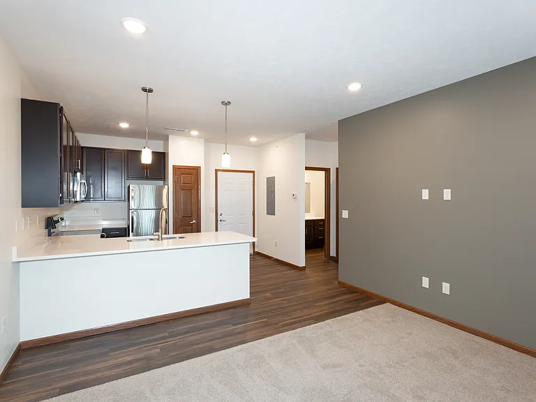 3715 Hohensee Dr — Photo 25