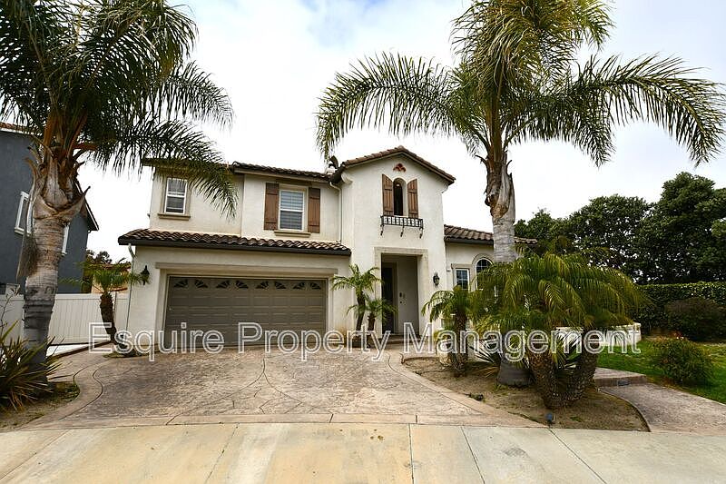1st image of 621 Riviera Ct
