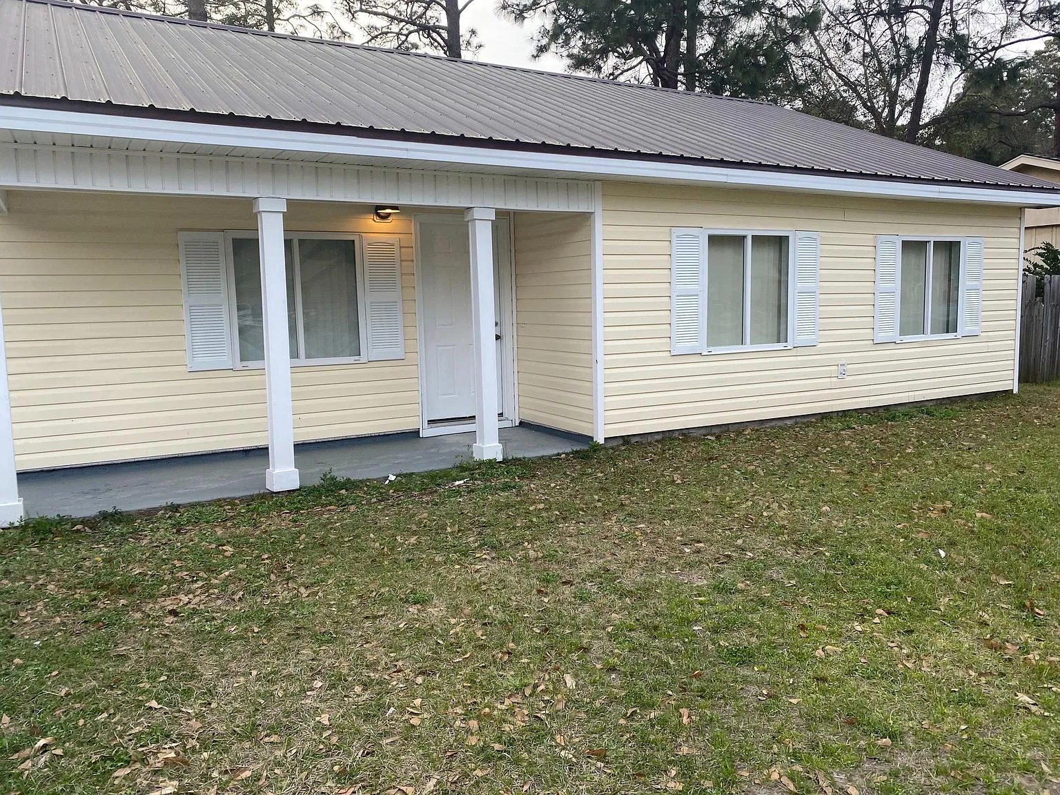 239 Pointe South Dr — Photo 2