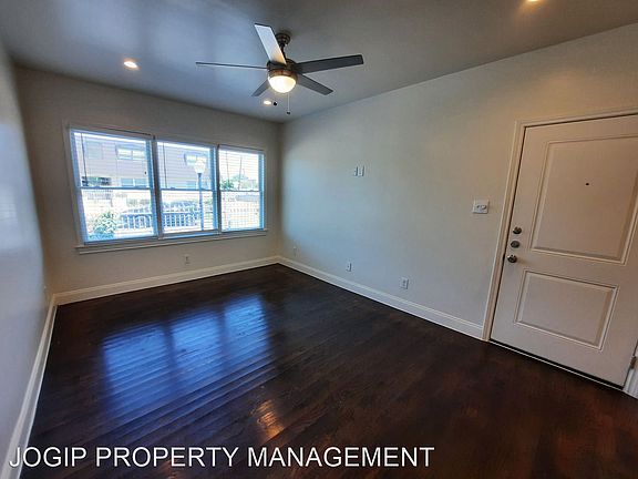 4th image of 4926 San Jacinto St #28A