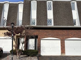 23 Northbrook Ct UNIT 23, East Hartford, CT 06108