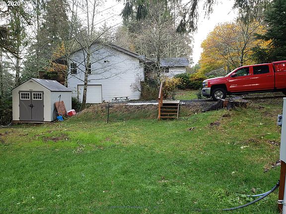 2nd image of 32701 Douglas Dr