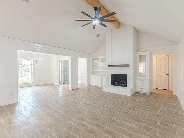 10519 Kirkwren Dr — Photo 10