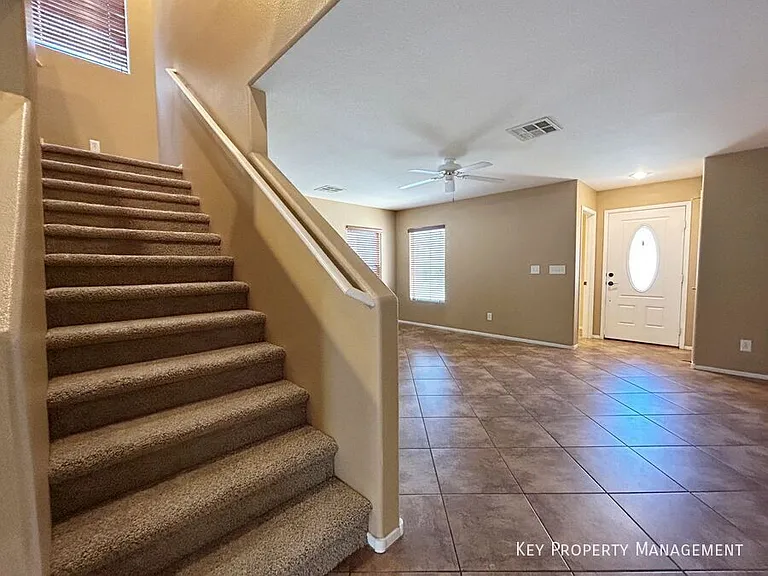 742 Iron Bridge St — Photo 8