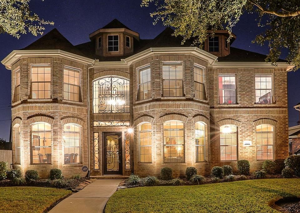 1st image of 3803 Houston Lake Dr