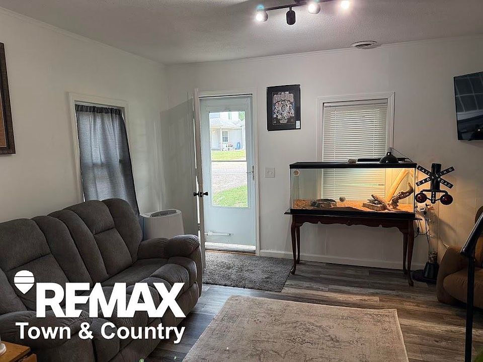 3238 Newton Rd, photo 6