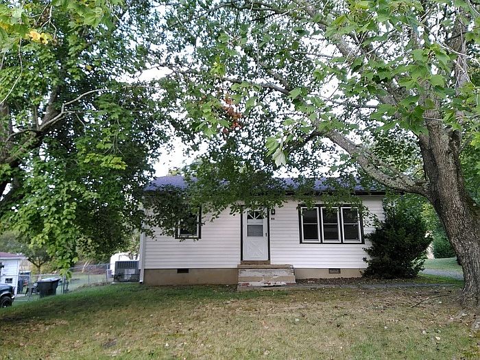 1st image of 516 Central Ave