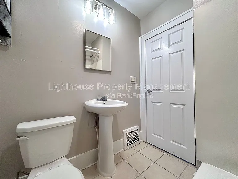 2174 Continental St — Photo 14