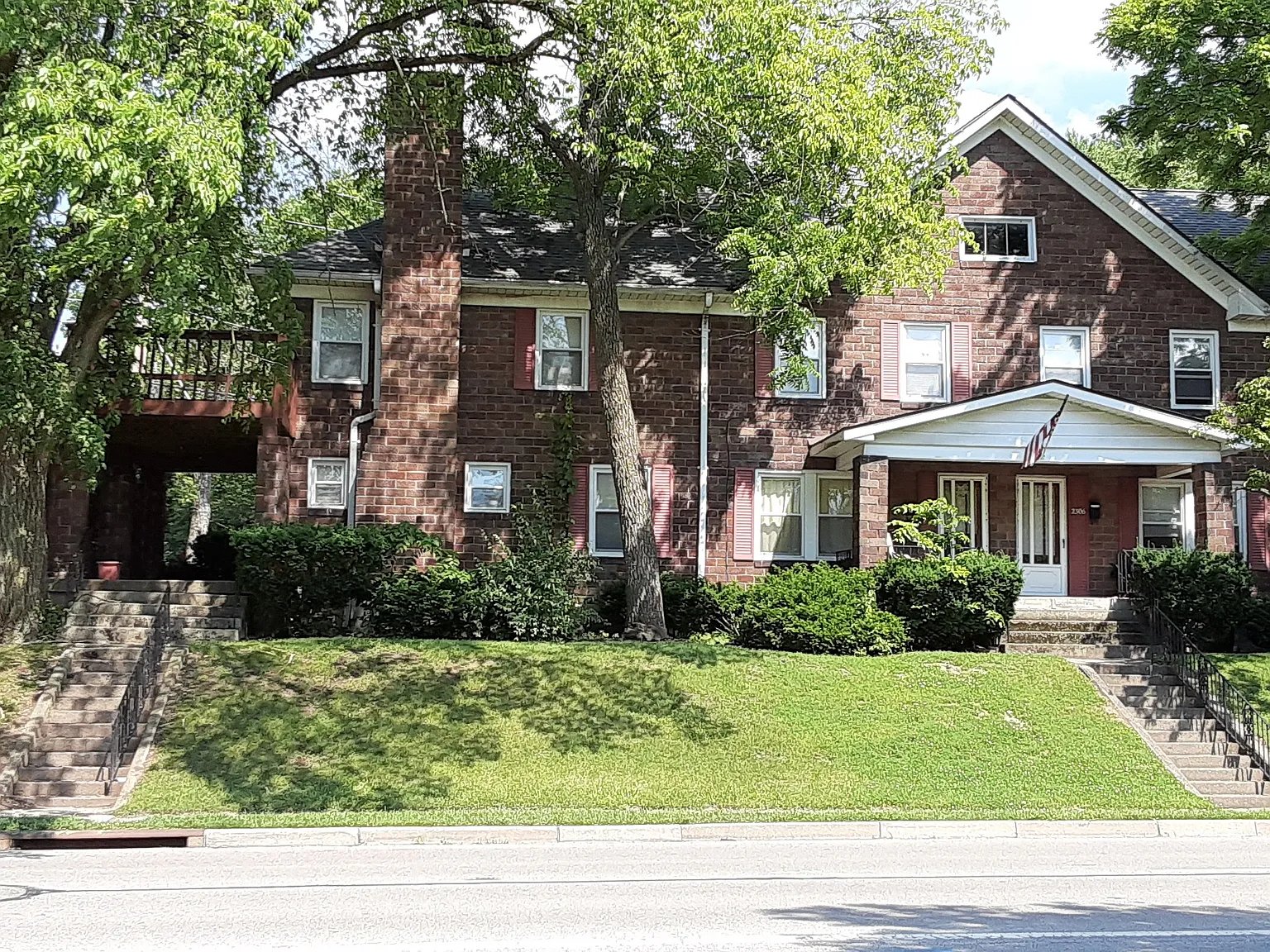 2 bed, 1470 sqft, $1,100 — Photo 1